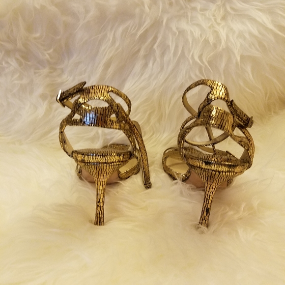 Jimmy Choo - Picture 2 of 4